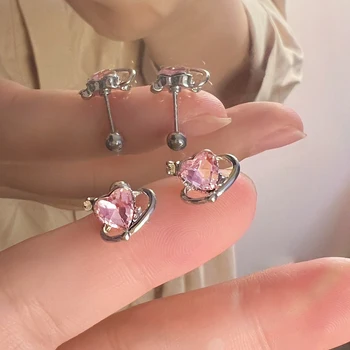 1Pair Pink Heart Zircon Ear Bone Nail Spiral Stud auskarai moterims Mergaičių vakarėlis Nauja puiki papuošalų dovana