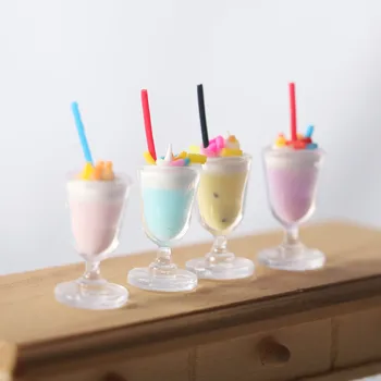 4 vnt Kawaii Mini lėlių namelis Miniatiūrinis gėrimas Ledų puodeliai Modelis Apsimesti žaisti mini maistas Lėlių priedai