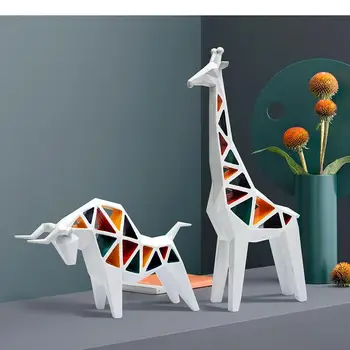 Abstraktus modeliavimas Gyvūno statula Tuščiavidurė geometrinė spalva Derva Gyvūnų statulos amatai Žirafa Dramblys Namų dekoravimo priedai