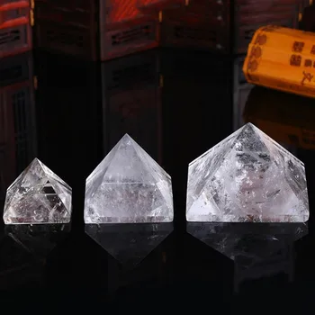Baltų kristalų piramidė Natūralūs akmenys Kvarciniai brangakmeniai Gydomieji Reiki Feng Shui Namų dekoravimas Brangakmeniai