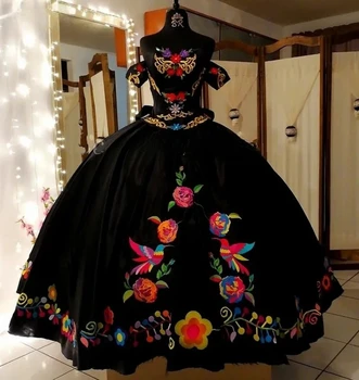 Black Princess Quinceanera Suknelės Ball Gown Off The Shoulder Siuvery Sweet 16 Suknelės 15 Años Meksikietiškos