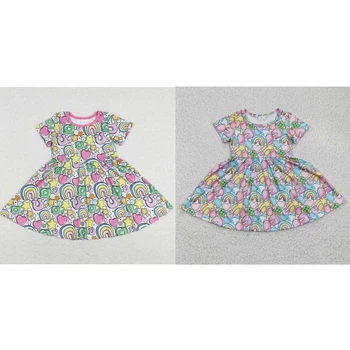 Didmeninė prekyba Baby Girl trumpomis rankovėmis Širdelės Vaivorykštė Suknelė Mažylis Kelio ilgis Vieno gabalo vaikai Vaikai St. Patrick's Day drabužiai