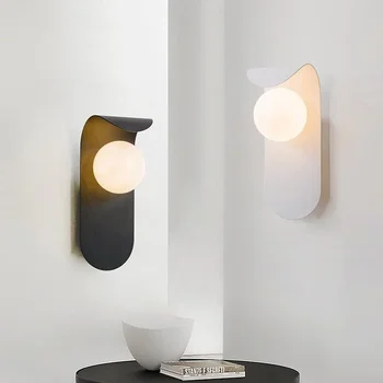 Modernus LED sieninis šviestuvas Juoda Balta Paprasti dekoratyviniai šviestuvai svetainei Miegamasis Studijų namų interjeras Šiaurietiško stiklo dekoro armatūra