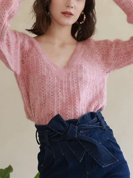 Moteriškas megztinis 2023 Tuščiaviduriai žakardo V formos kaklo vientisos spalvos saldūs minkšti megztiniai ilgomis rankovėmis