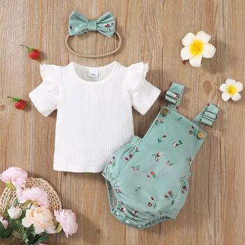 PatPat 3vnt Baby Girl, 95% medvilnė, briaunotas raukinys, viršus trumpomis rankovėmis ir gėlių atspaudas, romperis ir galvos apdangalo rinkinys, pagrindinis stilius