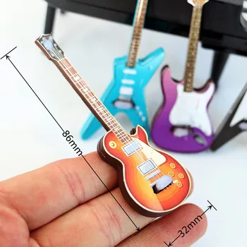 Simuliacija Klasikinė gitara Lėlių namelis Miniatiūrinis muzikos instrumentas Populiarios gitaros Barbių modelis OB11 lėlių dekoro priedai