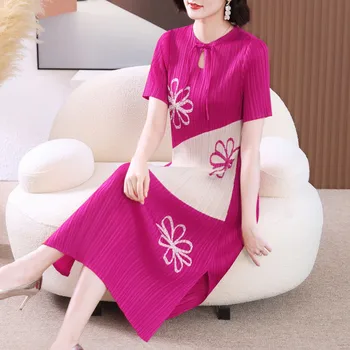 Vasarinė vintažinė suknelė moterims 45-75kg Kinų stiliaus apvalaus kaklo trumpomis rankovėmis tampri Miyake plisuota laisva linija