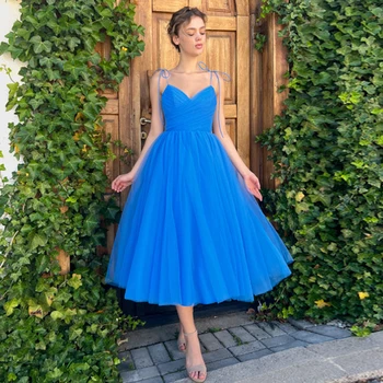 Yipeisha Romantiška mėlyna vakarinė suknelė Merginos V-Kaklas A-linija Arbatos ilgis Oficiali proga Spagečių dirželiai Prom es